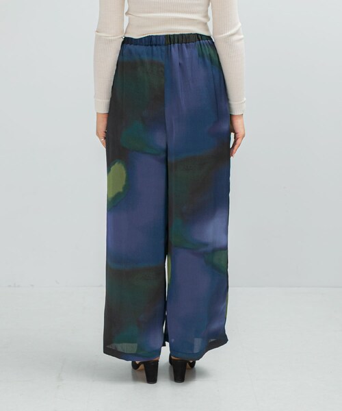 URBAN RESEARCH ROSSO（アーバンリサーチロッソ）の「CHIGNON　グラデーションカラーワイドパンツ（その他パンツ・レディース・ORANGE/NAVY・FREE）」の12枚目の写真