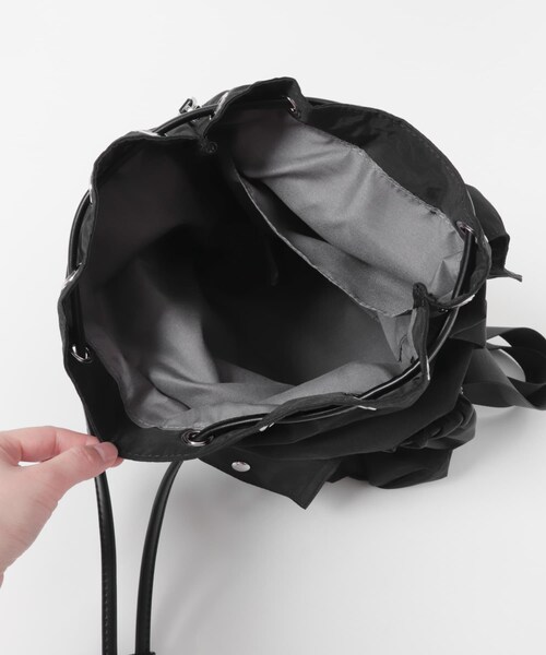 SENSE OF PLACE by URBAN RESEARCH（センスオブプレイスバイアーバンリサーチ）の「撥水マルチポケットナイロンリュック（バックパック/リュック・レディース・BLACK/BEIGE・One）」の6枚目の写真