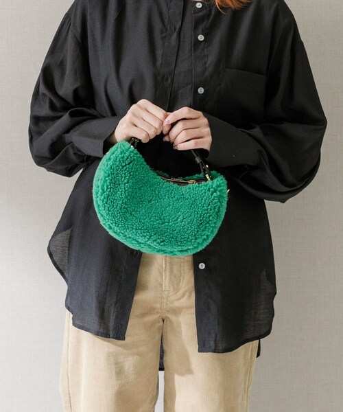 URBAN RESEARCH ROSSO（アーバンリサーチロッソ）の「VIOLAd’ORO　エコファーバッグ（ショルダーバッグ・レディース・green/brown・-）」の3枚目の写真