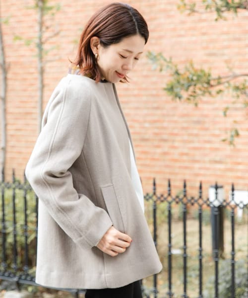 URBAN RESEARCH Sonny Label（アーバンリサーチサニーレーベル）の「ノーカラーショートコート（ノーカラージャケット・レディース・ミント/ブラック/ベージュ・FREE）」の2枚目の写真