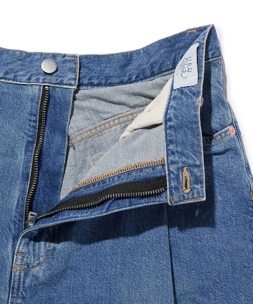 ADAM ET ROPE'(アダムエロペ)の「【URU/ウル】DENIM SHORTS(デニムパンツ・メンズ・ブルー系・1/2)」の6枚目の写真
