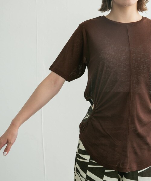 KBF(ケイビーエフ)の「サイドオープンカットソー(Tシャツ/カットソー・レディース・BLUE/L.GREEN/BROWN・one)」の5枚目の写真