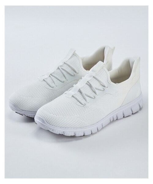 nissen（ニッセン）の「【ゆったり幅広】超軽量メッシュスニーカー（ワイズ４Ｅ）（スニーカー・メンズ・黒/ベージュ/ホワイト/グレー・23.5cm/4E/24.0cm/4E/24.5cm/4E/25.0cm/4E/25.5cm/4E/26.0cm/4E/26.5cm/4E）」の5枚目の写真