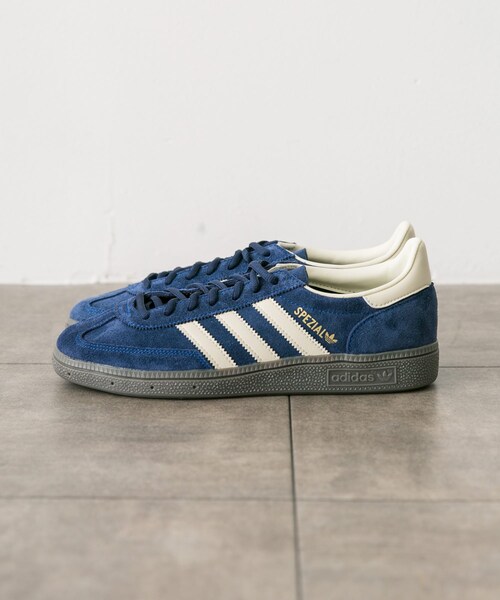 URBAN RESEARCH DOORS（アーバンリサーチドアーズ）の「adidas　HANDBALL SPEZIAL（スニーカー・メンズ・イエロー/グレーツー/ナイトインディゴ・26/26.5/27/27.5/28）」の21枚目の写真
