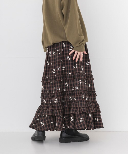 URBAN RESEARCH（アーバンリサーチ）の「GANNI　CHECK TIERED FRILL SKIRT（スカート・レディース・CAPPUCCINO・36）」の4枚目の写真