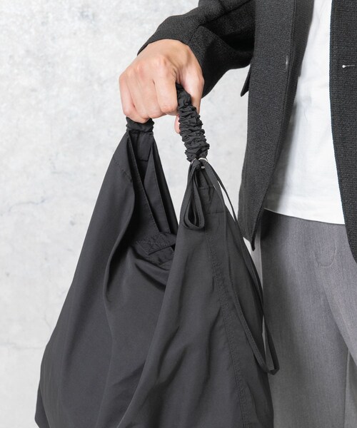 RODE SKO（ロデスコ）の「『ユニセックス』ロクヨンギャザーショルダートートバッグ（トートバッグ・メンズ・BLACK2/BLACK/GREIGE/KHAKI/GREIGE2・one）」の18枚目の写真