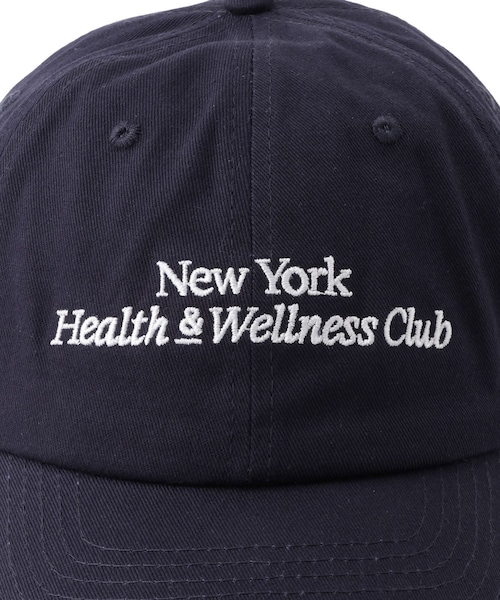 ADAM ET ROPE'(アダムエロペ)の「【Sporty&Rich(スポーティー アンド リッチ)】Modern Hat(キャップ・レディース・ホワイト/ネイビー・F)」の8枚目の写真