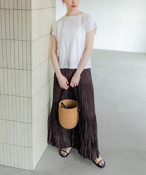 URBAN RESEARCH（アーバンリサーチ）の「スーピマコットンボートネックカットソー（Tシャツ/カットソー・レディース・D.NAVY/WHITE/TAUPE・FREE）」の9枚目の写真