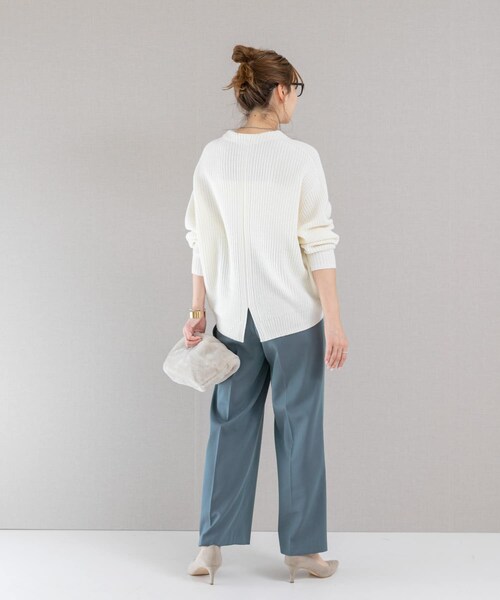 URBAN RESEARCH ROSSO（アーバンリサーチロッソ）の「ボートネックバックスリット畦ニット（ニット/セーター・レディース・OFF WHITE/LEMON/MINT/D/NAVY・FREE）」の15枚目の写真