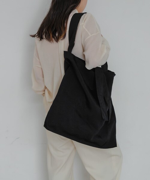 URBAN RESEARCH（アーバンリサーチ）の「『一部別注カラー』ITTI　MARY INSIDE OUT TOTE- L（トートバッグ・レディース・BLACK/RED/別注CURRY・-）」の6枚目の写真