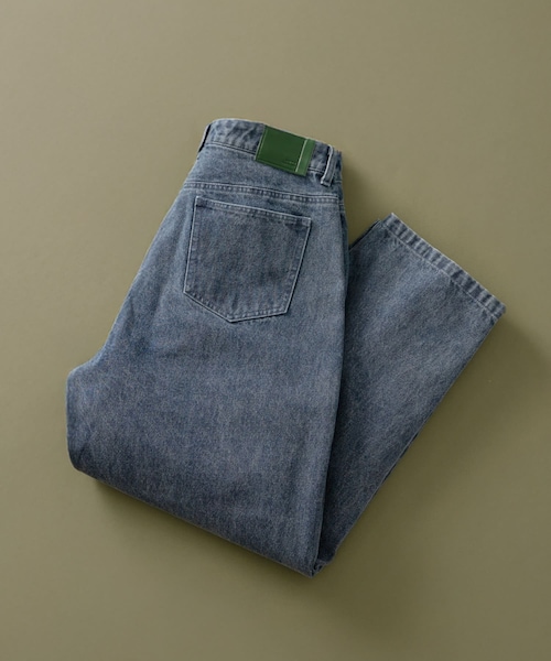 ITEMS URBANRESEARCH（アイテムズ アーバンリサーチ）の「Dusty Wide Tapered Jeans（その他パンツ・メンズ・SAND/OCEAN/STONE・M/L）」の3枚目の写真