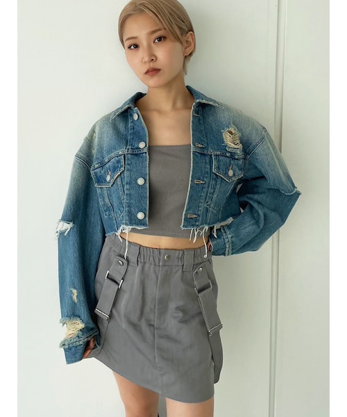 EMODA（エモダ）の「Wスリットカットオフデニムジャケット（デニムジャケット・レディース・グレー/ブラック/ブルー・F）」の4枚目の写真