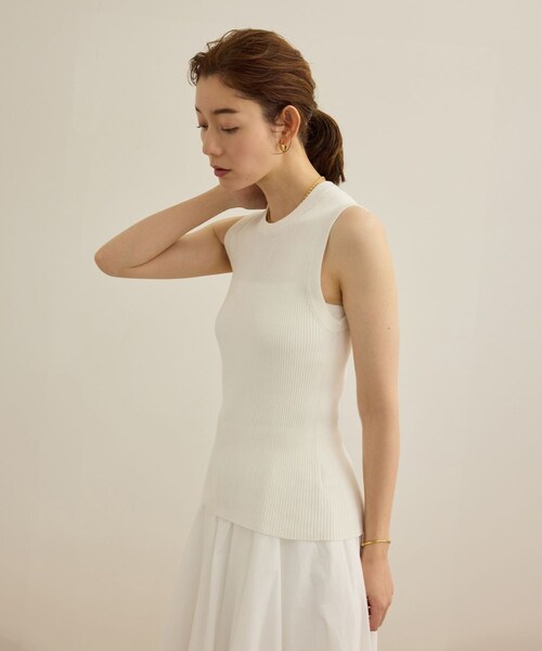 ROPE'（ロペ）の「【洗える】オーガニックコットンリブスリーブレスニット（ニット/セーター・レディース・ホワイト/ネイビー/ターコイズ・F）」の11枚目の写真