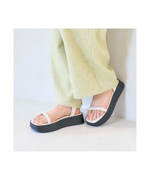 noyau(ノヤウ)の「ノヤウ noyau パールデザイン厚底スポーツサンダル (サンダル・レディース・BL/PK/IV/SV・S/22.5cm/M/23.5cm/L/24.5cm/LL/25cm/25.5/22.0/22)」の3枚目の写真