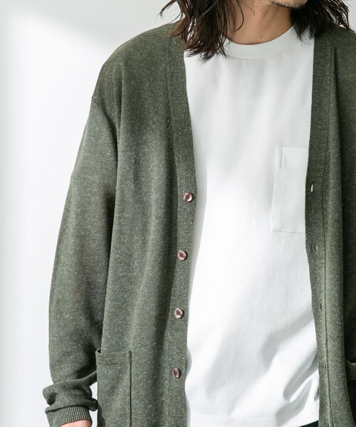 URBAN RESEARCH Sonny Label（アーバンリサーチサニーレーベル）の「『洗濯可』リネン混Vネックニットカーディガン（カーディガン/ボレロ・メンズ・オレンジ/オフ/グリーン/ネイビー・M/L）」の13枚目の写真