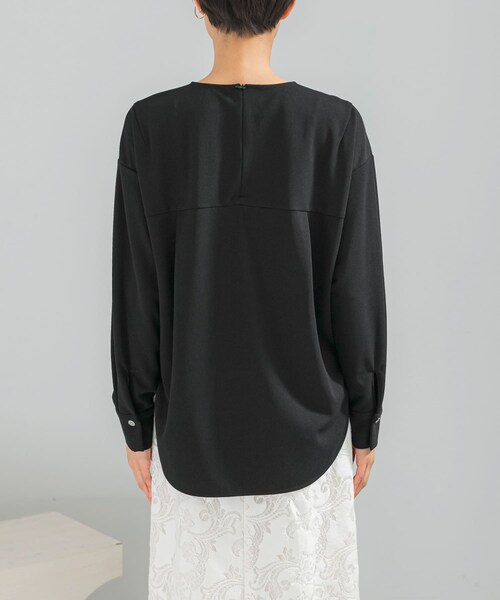 URBAN RESEARCH ROSSO（アーバンリサーチロッソ）の「ストレッチジョーゼットプルオーバー（シャツ/ブラウス・レディース・OFF/MOCHA/BLACK・Free）」の14枚目の写真