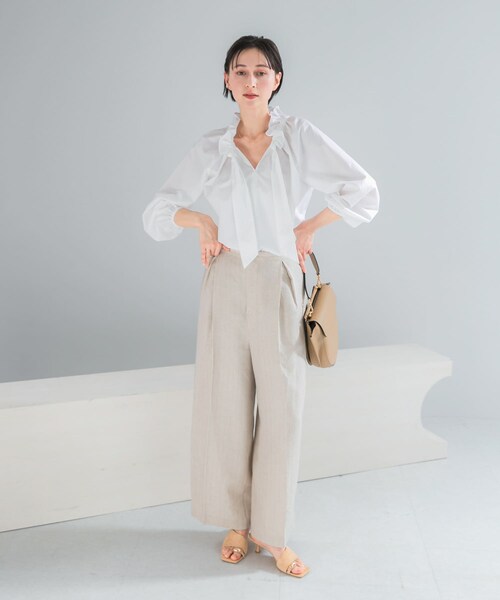 URBAN RESEARCH ROSSO（アーバンリサーチロッソ）の「ラメリネンストライプワイドパンツ（その他パンツ・レディース・BEIGE/CHARCOAL・36/38）」の13枚目の写真