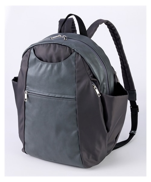 nissen（ニッセン）の「１０ポケットHuguuuuuuuリュックサック（PC収納）（A4対応）Poche Lab（ポッシェ ラボ）（バックパック/リュック・メンズ・黒/グレー/アイボリー×ライトベージュ・Y）」の3枚目の写真