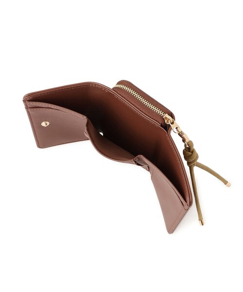 ROPE' PICNIC（ロペピクニック）の「コードストラップ付き三つ折りウォレット（財布・レディース・ブラック/ブラウン/ベージュ系・F）」の17枚目の写真