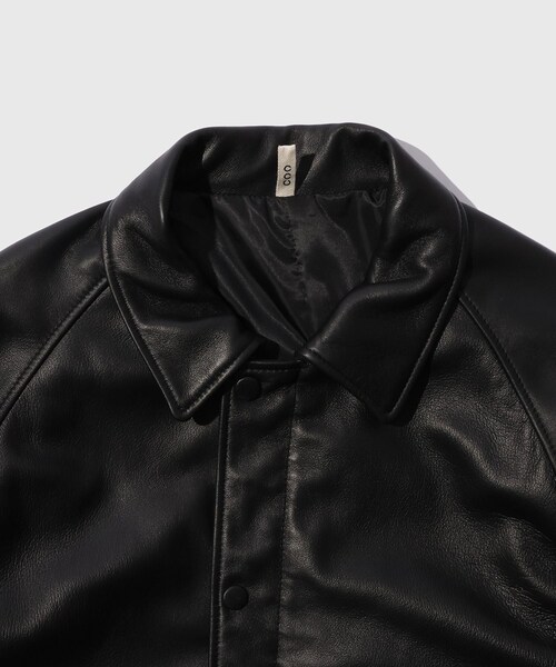 ADAM ET ROPE'（アダムエロペ）の「【CCU/シーシーユー】A-1 JACKET（その他アウター・メンズ・ブラック・1/2）」の4枚目の写真