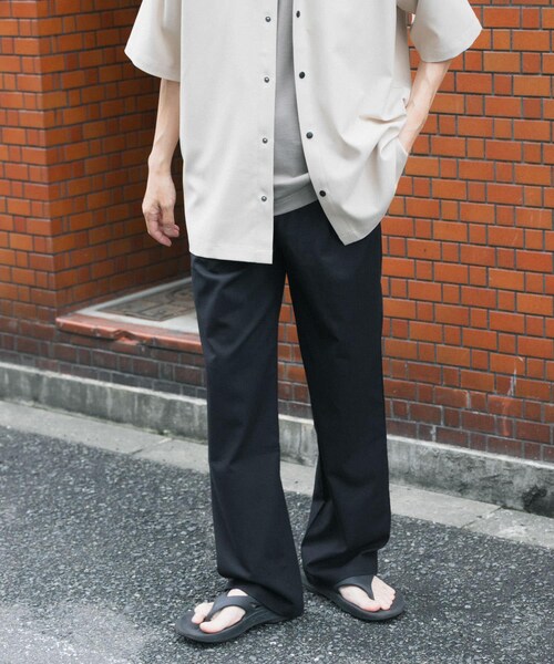 ITEMS URBANRESEARCH(アイテムズ アーバンリサーチ)の「リネンレーヨン ウエストイージー トラウザー(その他パンツ・メンズ・OFF WHITE/BLACK/MOCHA/D.BLUE・M/L)」の15枚目の写真