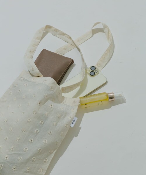 SMELLY（スメリー）の「プリントトートバッグS（トートバッグ・レディース・CHERRY/STRIPE/CHECK/DOT/FLOWER/EMBROIDERY・S）」の8枚目の写真