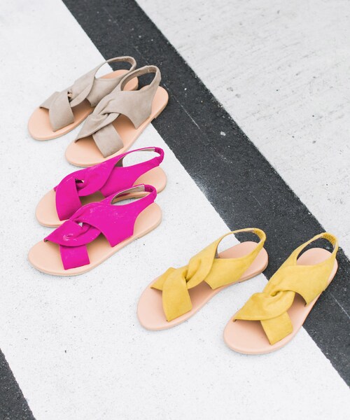 URBAN RESEARCH Sonny Label（アーバンリサーチサニーレーベル）の「フェイクスェードクロスサンダル（サンダル・レディース・ピンク/イエロー/ベージュ・22.5/23.5/24.5）」の9枚目の写真