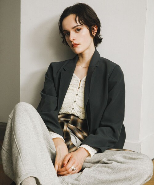 SENSE OF PLACE by URBAN RESEARCH（センスオブプレイスバイアーバンリサーチ）の「2WAYルーズジャケット（テーラードジャケット・レディース・BLACK/CHARCOAL/BROWN・one）」の15枚目の写真