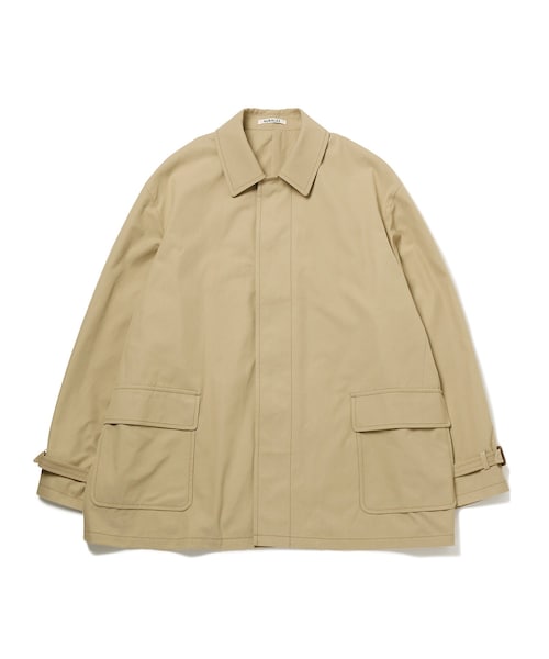 ADAM ET ROPE'(アダムエロペ)の「【AURALEE】FINX HARD TWIST GABARDINE BLOUSON(ステンカラーコート・メンズ・ベージュ/ブラック・3/5/4)」の5枚目の写真