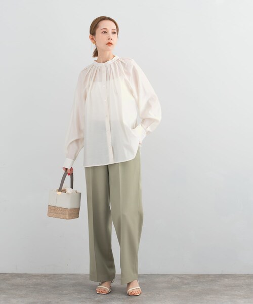 URBAN RESEARCH ROSSO（アーバンリサーチロッソ）の「ランダムタックセミシアーブラウス（シャツ/ブラウス・レディース・off/light pink/charcoal・FREE）」の11枚目の写真