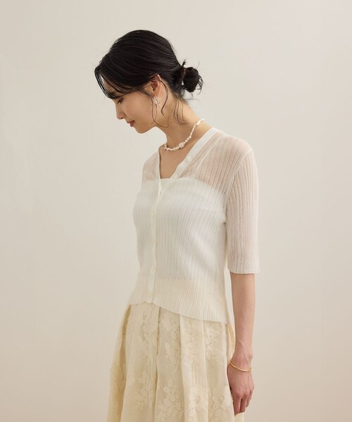 ROPE'（ロペ）の「シアーリブカーディガン/洗える（カーディガン/ボレロ・レディース・ブラック/ホワイト/ピンク・F）」の12枚目の写真