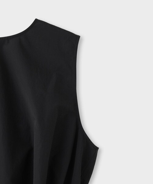 ROPE'(ロペ)の「【一部店舗限定】【REALM(レルム)】COTTON TAFFETA COLOR-BLOCKED DRESS|切り替えワンピース(ワンピース・レディース・ブラック/カーキ・38)」の22枚目の写真