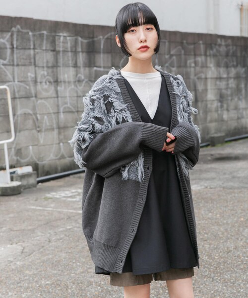 KBF(ケイビーエフ)の「ジャガードフリンジカーディガン(カーディガン/ボレロ・レディース・BLUE/IVORY/KHAKI/BLACK・one)」の20枚目の写真