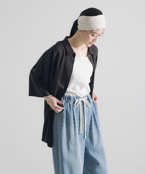URBAN RESEARCH(アーバンリサーチ)の「ハーフスリーブシアーワイドシャツ(シャツ/ブラウス・レディース・OFF/BROWN/BLACK・FREE)」の21枚目の写真