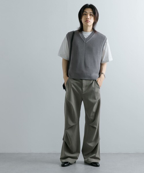 SENSE OF PLACE by URBAN RESEARCH(センスオブプレイスバイアーバンリサーチ)の「アゼアミクロップドニットベスト(ベスト・メンズ・BLACK/GRAY・M/L)」の21枚目の写真