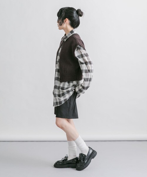 KBF（ケイビーエフ）の「ブークレニットベスト（ニット/セーター・レディース・L.GREIGE/PINK/BROWN・one）」の9枚目の写真