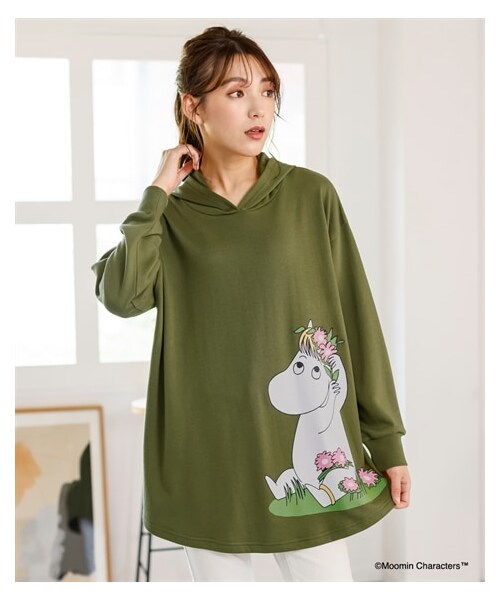 nissen（ニッセン）の「大きいサイズプリントパーカーチュニック／ムーミン（スウェット・レディース・黒(リトルミイ)/パープル(ムーミン&スナフキン)/カーキ(フローレンス)/オフホワイト(リトルミイ)/ネイビー(ムーミンママ)・L~LL相当/3L~4L相当/5L~6L相当/8L相当/10L相当）」の13枚目の写真