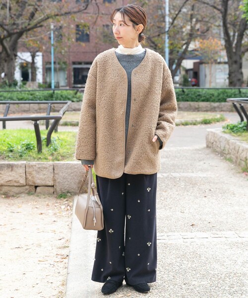 ITEMS URBANRESEARCH(アイテムズ アーバンリサーチ)の「ボアジャケット(ノーカラージャケット・レディース・OFF/GRY/L.BRN・Free)」の21枚目の写真