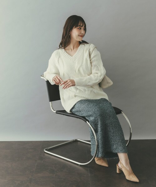 URBAN RESEARCH ROSSO（アーバンリサーチロッソ）の「ウールカシミヤケーブル編オーバーニット（ニット/セーター・レディース・OFF/PURPLE/FOGGRAY・Free）」の6枚目の写真