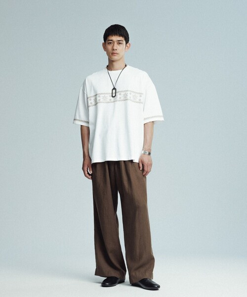 ADAM ET ROPE'（アダムエロペ）の「クロスステッチ ボックスシルエット Tシャツ（Tシャツ/カットソー・メンズ・ブラック/ホワイト・L/M）」の20枚目の写真