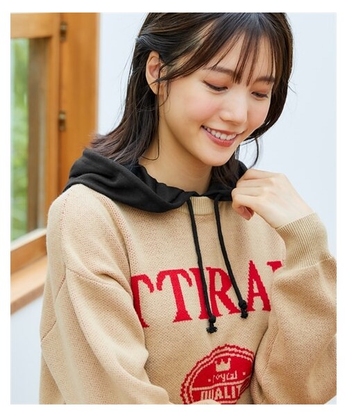 nissen（ニッセン）の「大きいサイズ アレンジを楽しむカットソーつけ衿（Tシャツ/カットソー・レディース・黒系ボーダー(タートル)/杢グレー(ハーフジップ)/オフホワイト(シアータートル)/黒(フード)・L~LL相当/3L~4L相当/5L~6L相当/8L相当/10L相当）」の16枚目の写真