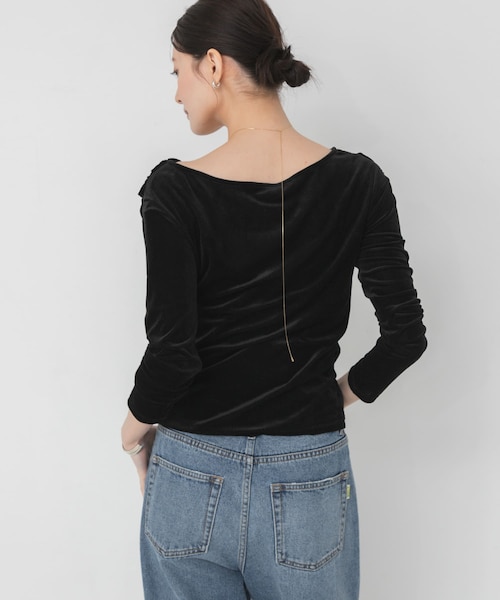 URBAN RESEARCH(アーバンリサーチ)の「ベロアオフショルドレープカットソー(Tシャツ/カットソー・レディース・OFF WHITE/BLACK・Free)」の16枚目の写真