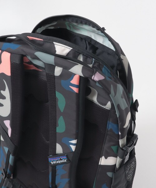 URBAN RESEARCH DOORS（アーバンリサーチドアーズ）の「patagonia　REFUGIO DAY PACK 26L（バックパック/リュック・メンズ・WSTO/SMDB/BLK/BLSG/KALB・One）」の15枚目の写真