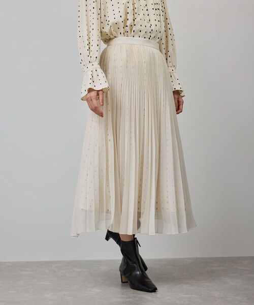 ROPE'（ロペ）の「スクエアドットプリントププリーツスカート（スカート・レディース・キナリ・36/38）」の8枚目の写真