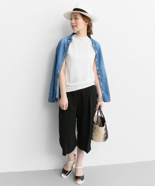 URBAN RESEARCH ROSSO（アーバンリサーチロッソ）の「タッククロップドパンツ（その他パンツ・レディース・BLUE/WHITE/BLACK・36/38）」の11枚目の写真