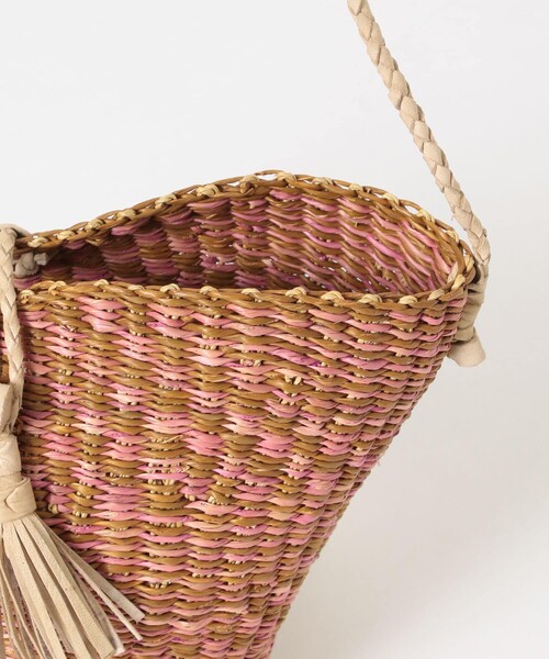 URBAN RESEARCH（アーバンリサーチ）の「ボルガバスケットショルダーバッグ（かごバッグ・レディース・NATURAL/NTL×BLK/PINK・-）」の20枚目の写真