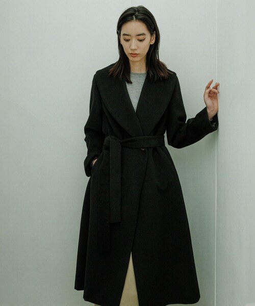 ROPE'(ロペ)の「プレミアムカシミヤ ショールカラーコート(ステンカラーコート・レディース・ブラック/キャメル・36/38)」の19枚目の写真