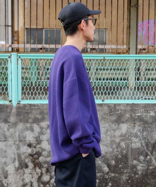 URBAN RESEARCH（アーバンリサーチ）の「『UR TECH』Wide Dad　Dad TECH CREW PULLOVER（Tシャツ/カットソー・メンズ・D.NAVY/PURPLE・1/2）」の21枚目の写真