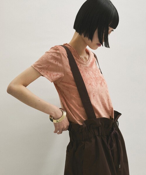 ADAM ET ROPE'（アダムエロペ）の「クラッシュベロアTシャツ（Tシャツ/カットソー・レディース・オフホワイト/ダークブラウン/モスグリーン/ブルー系/ピンク・F）」の16枚目の写真