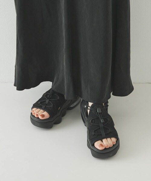 URBAN RESEARCH（アーバンリサーチ）の「NIKE　エア マックス ココ サンダル（サンダル・レディース・002 ブラック/003 ブラック・23/24/25）」の12枚目の写真